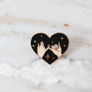 ⭐HOST PICK ⭐Pinky Promise/BFF Heart Enamel Pin